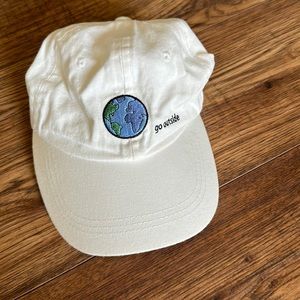 Cap “ Go Outside”